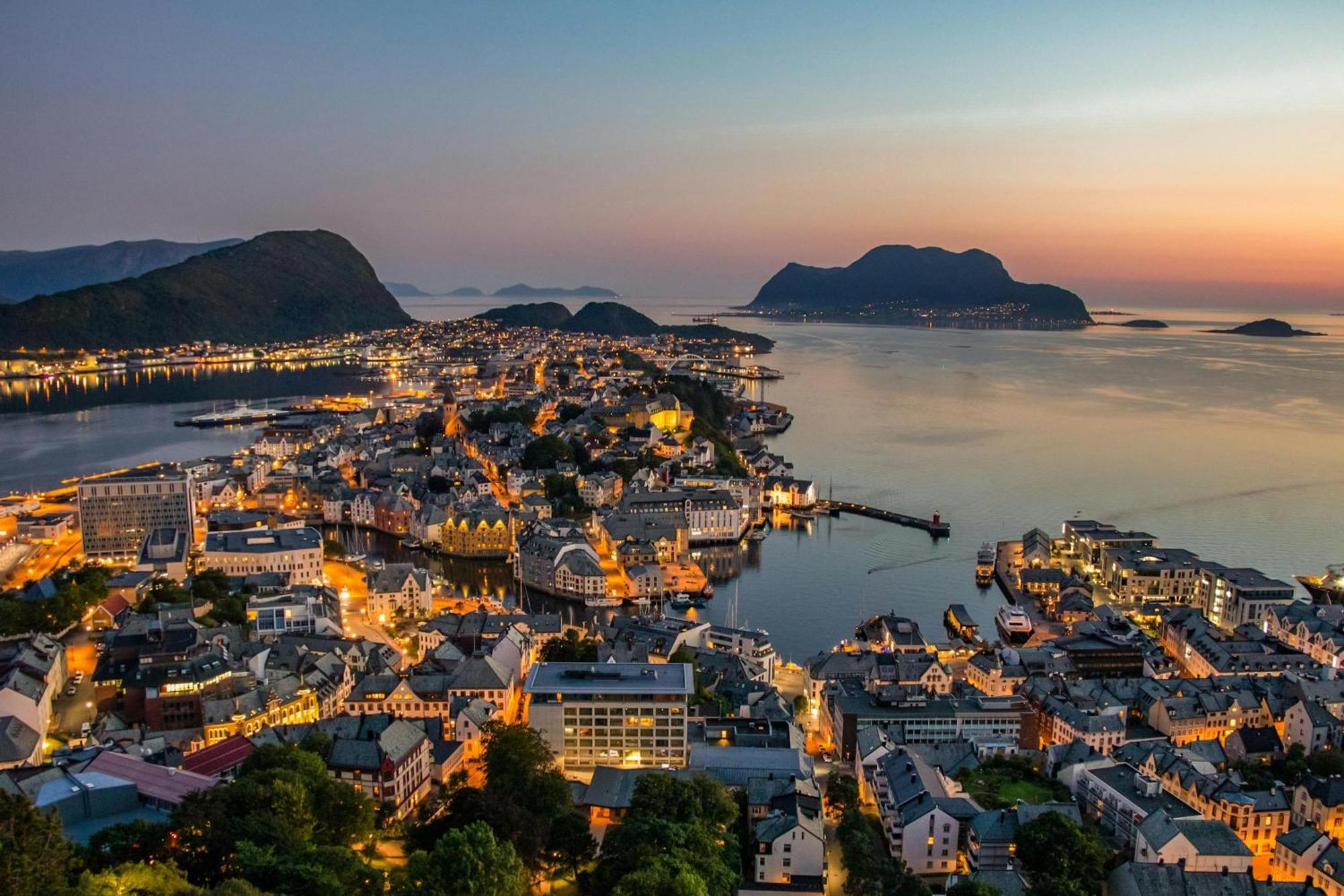 Unik Leilighet I Alesund Sentrum Extérieur photo
